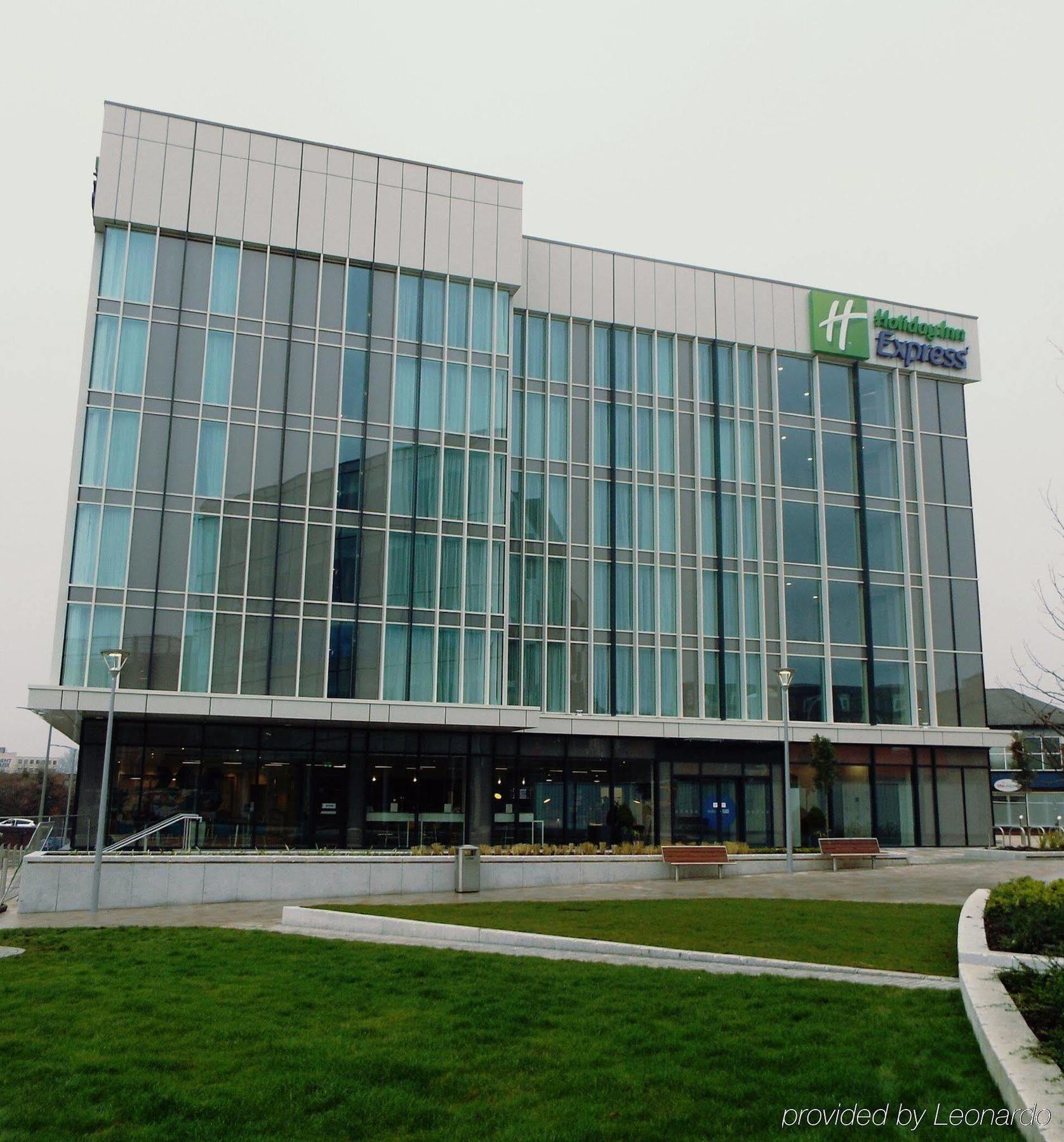 Holiday Inn Express - Stockport, An Ihg Hotel מראה חיצוני תמונה